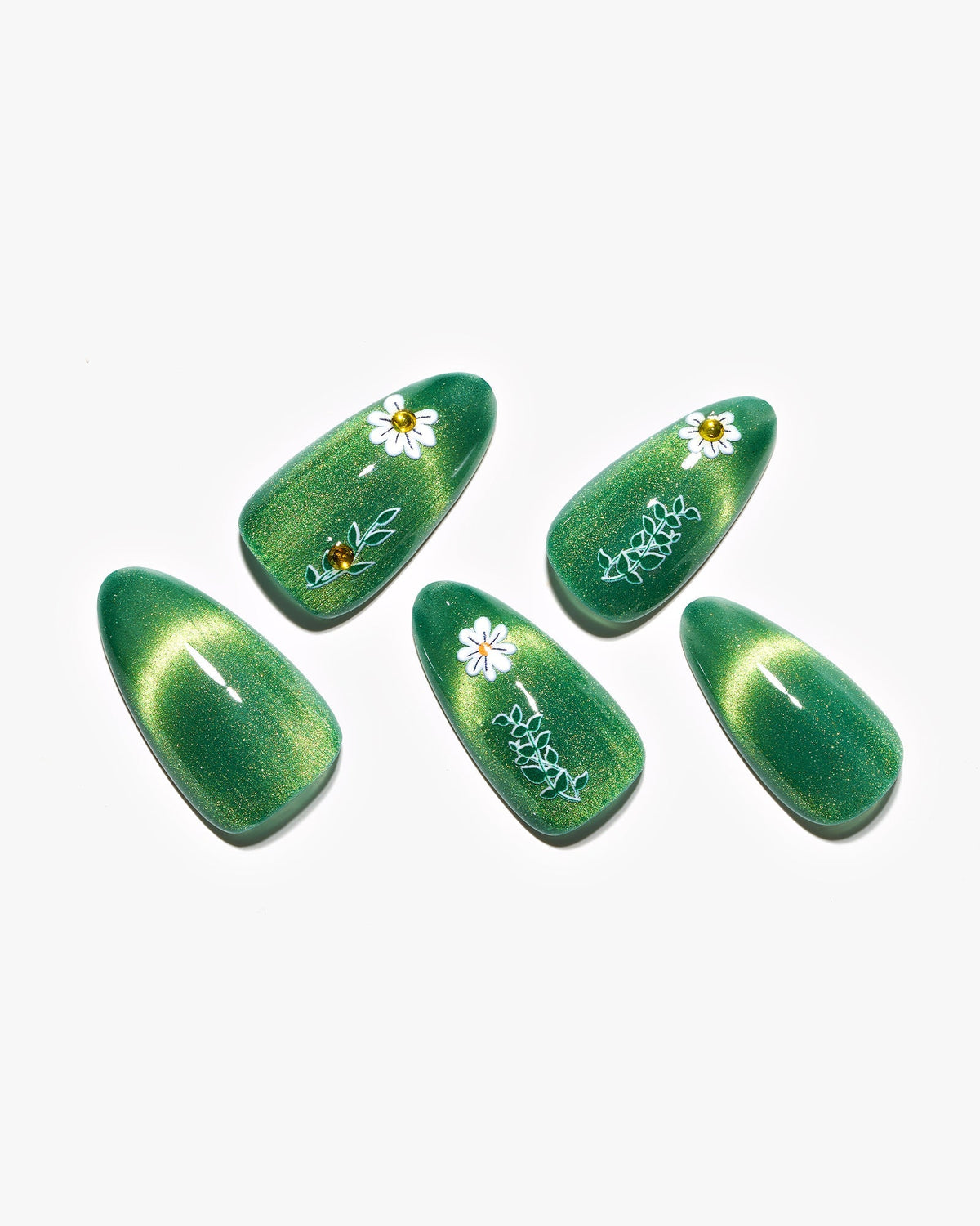 KOSBLING nail studio — Cat Eye / Emerald Meadow