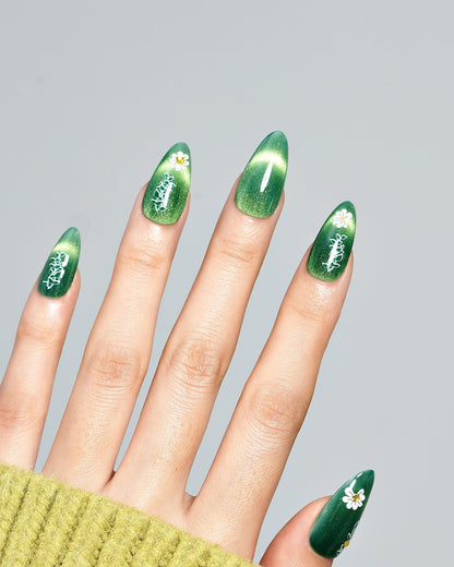 KOSBLING nail studio — Cat Eye / Emerald Meadow