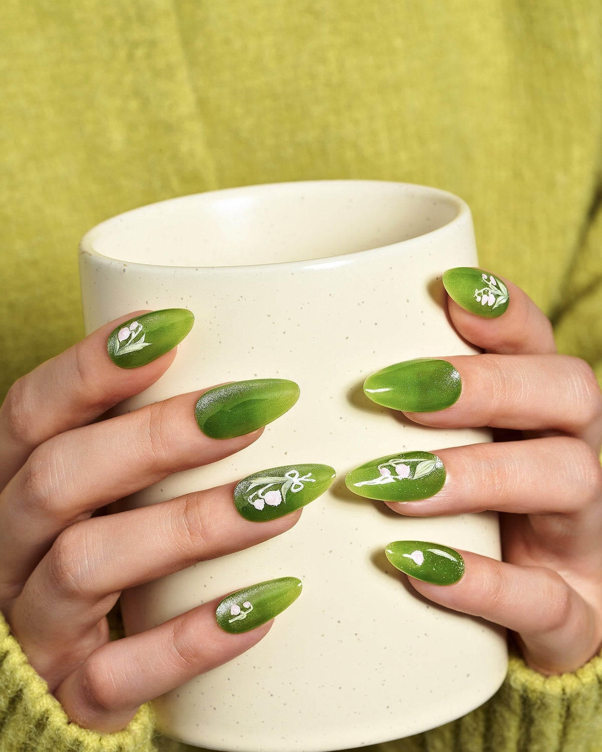 KOSBLING nail studio — Cat Eye / Petal Beam