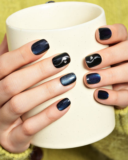 KOSBLING nail studio — Cat Eye / Obsidian Sea