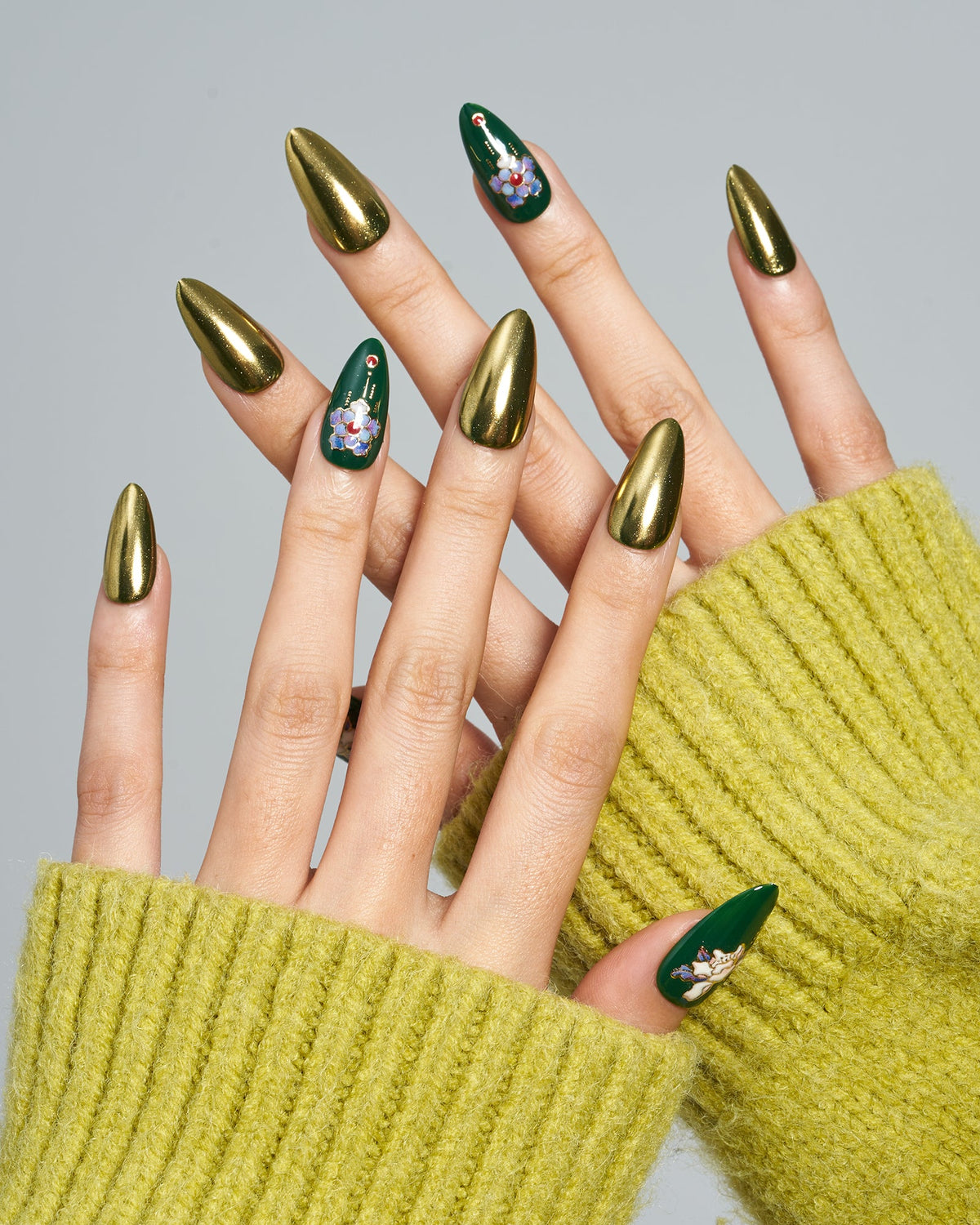 KOSBLING nail studio — Secret Garden