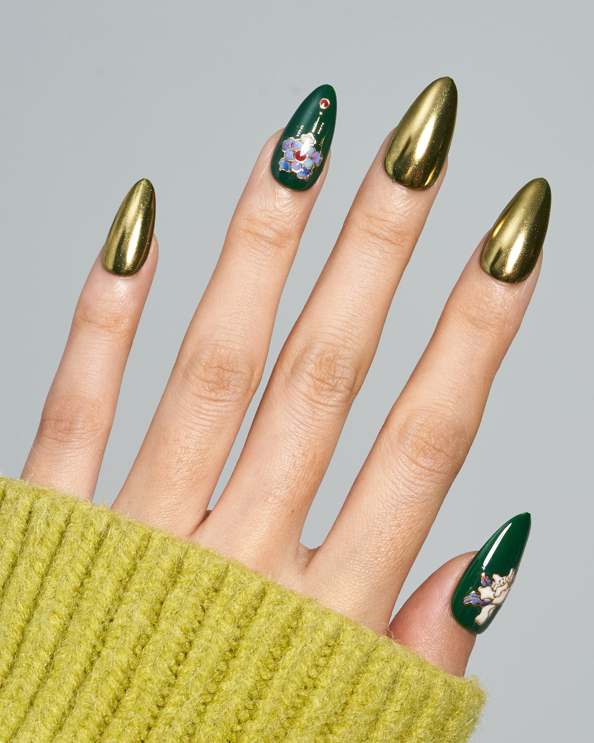 KOSBLING nail studio — Secret Garden