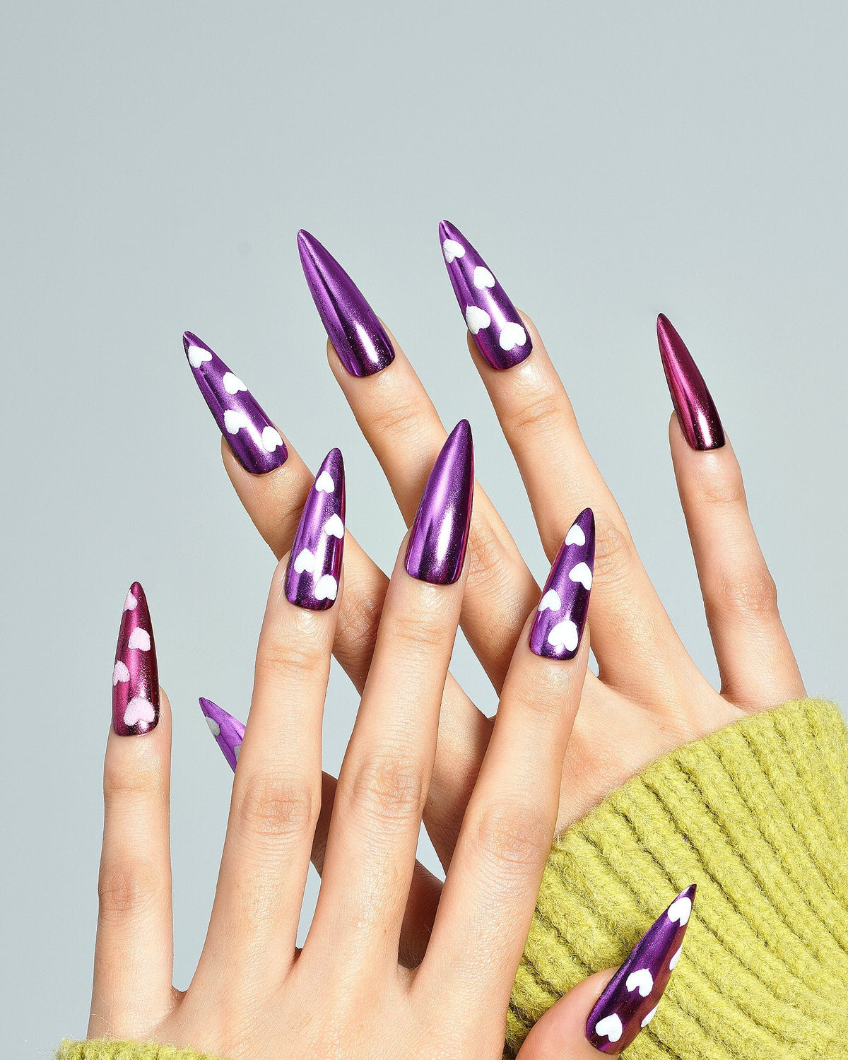 KOSBLING nail studio — Hidden Heart