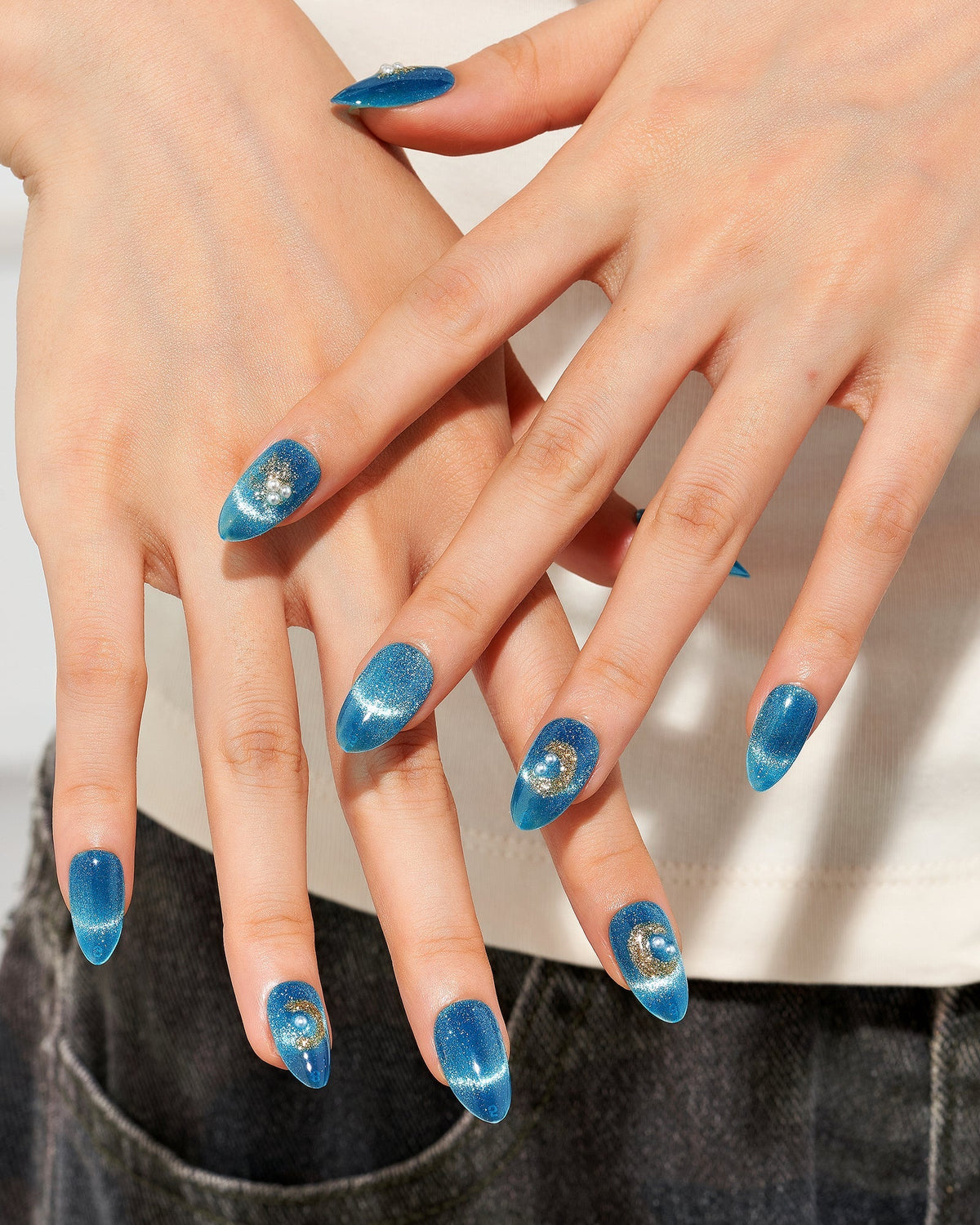 KOSBLING nail studio — Cat Eye / Sea Foam