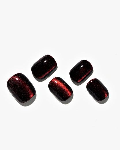 KOSBLING nail studio — Cat Eye / Velvet Night / Short Squoval
