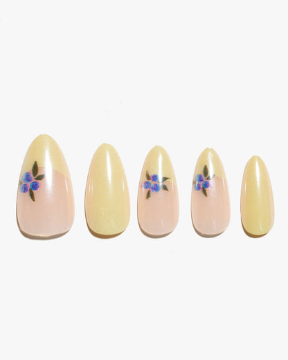 KOSBLING nail studio — Blueberry Lemonade