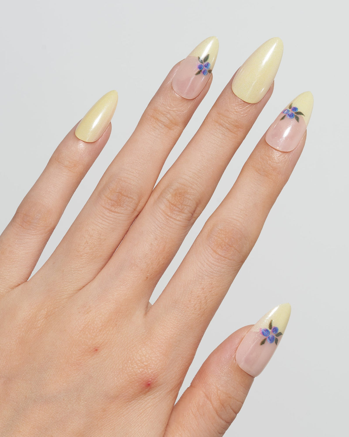 KOSBLING nail studio — Blueberry Lemonade