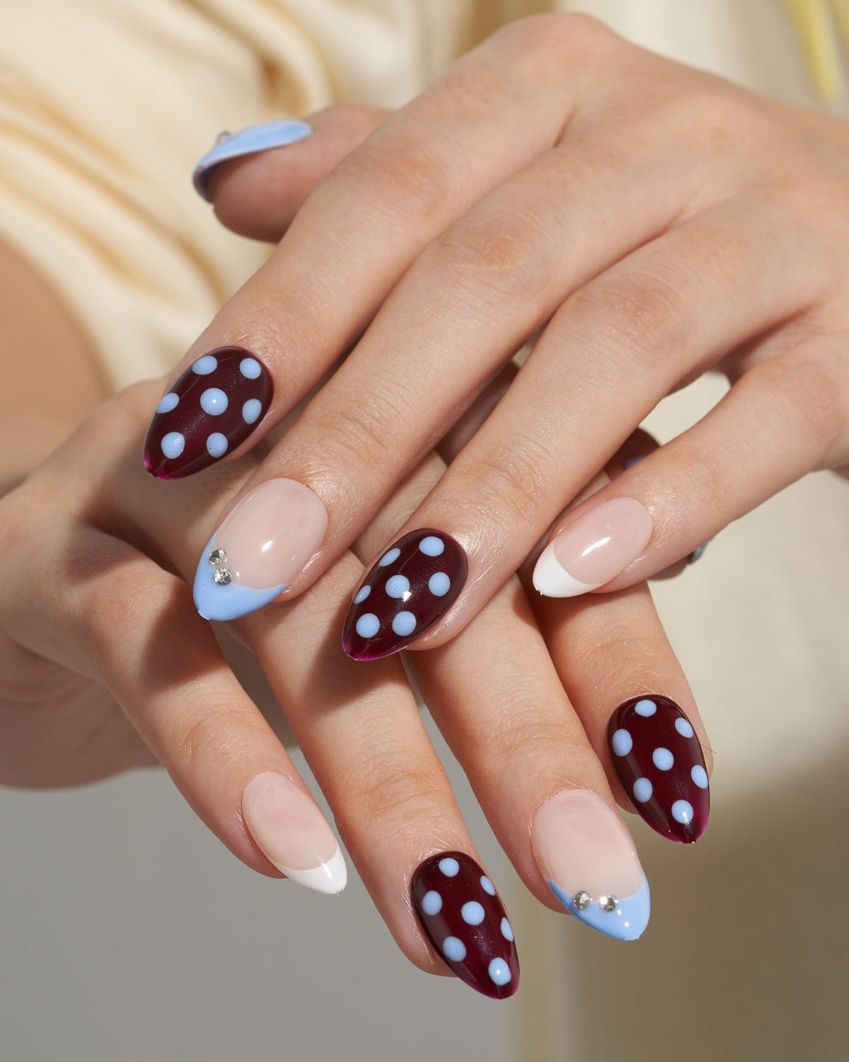 KOSBLING nail studio — Cat Eye / Retro Riviera