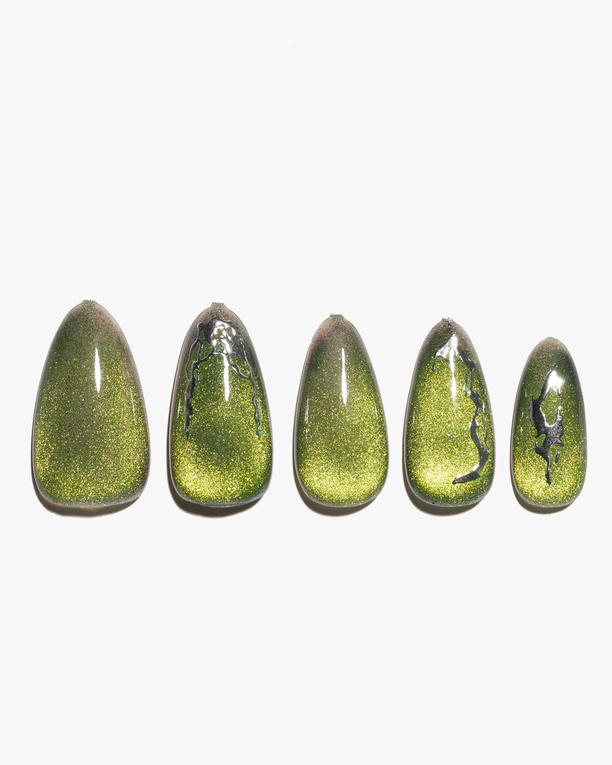 KOSBLING nail studio — Cat Eye / Mossy Noir