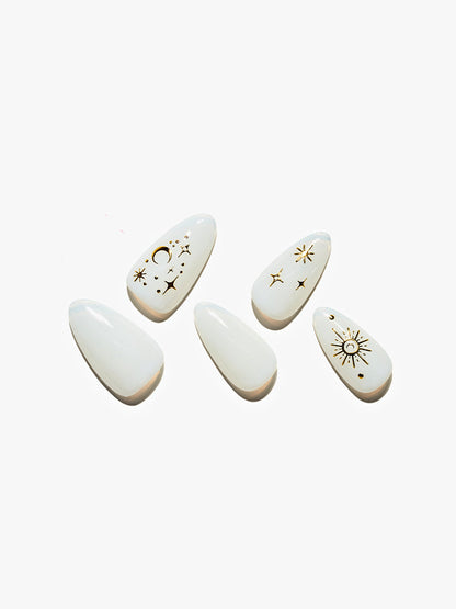 KOSBLING nail studio — Noble Tale / Medium Almond