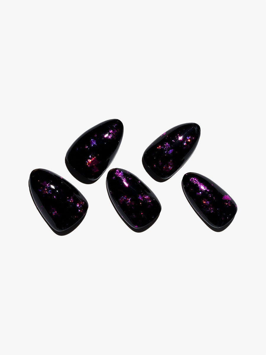 KOSBLING nail studio — Dark Forest / Short Almond+