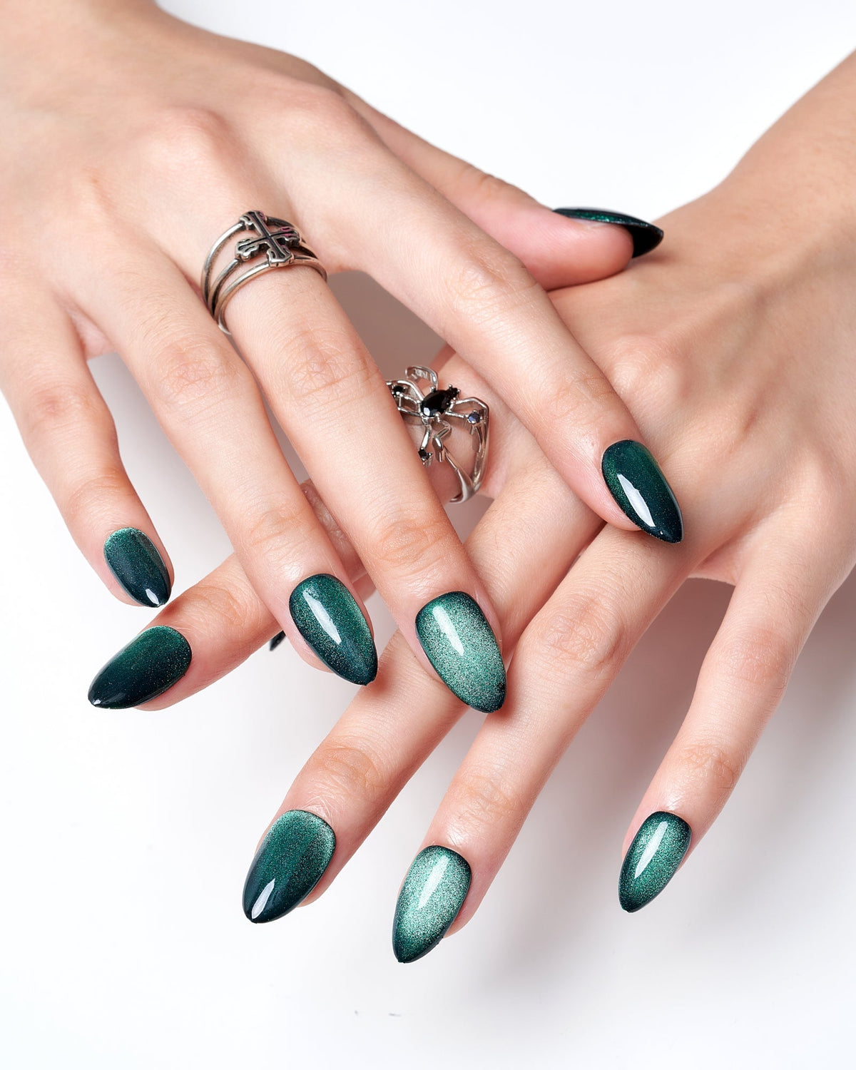 KOSBLING nail studio — Cat Eye / Emerald