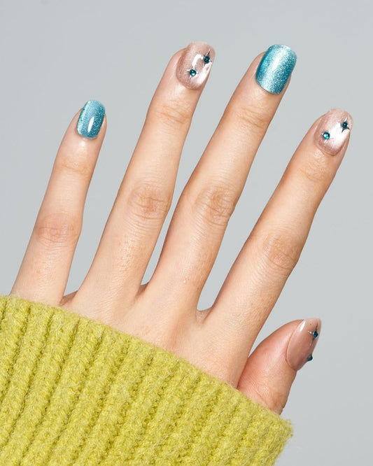 Cat Eye / Aurora Night — Handmade Nails - kosbling-kb-design-reference