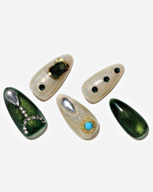 Cat Eye / Desert Jewel — Handmade Nails - kosbling-kb-design-reference