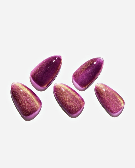 Cat Eye / Gummy Grape — Handmade Nails - kosbling-kb-design-reference