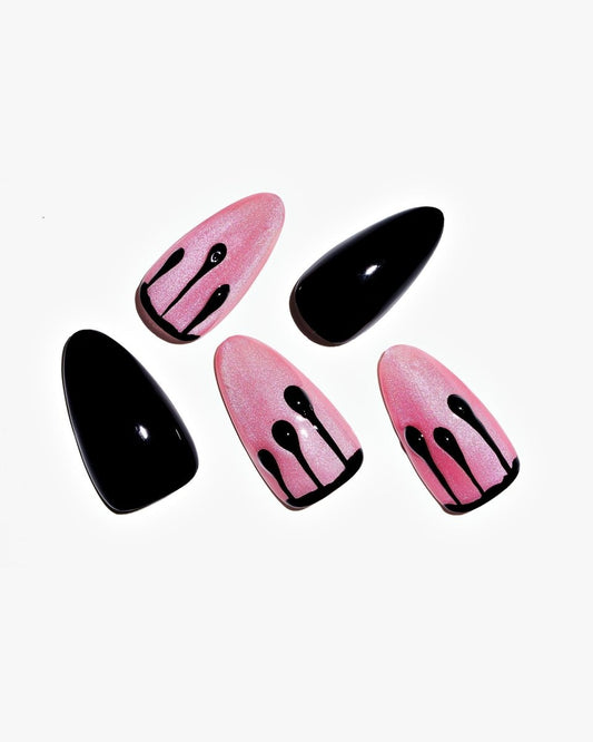 Cat Eye / Rock Sweetheart — Handmade Nails - kosbling-kb-design-reference