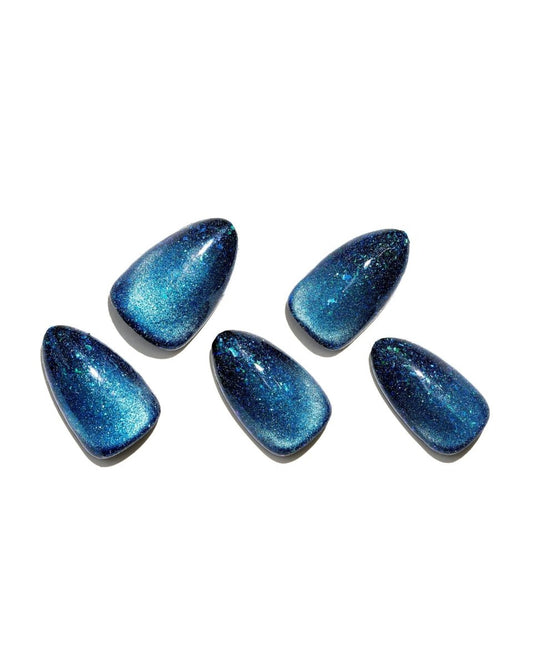 Cat Eye / Sapphire B — Handmade Nails - kosbling-kb-design-reference