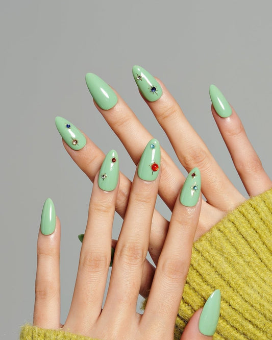 Eternal Shine / Green — Handmade Nails - kosbling-kb-design-reference