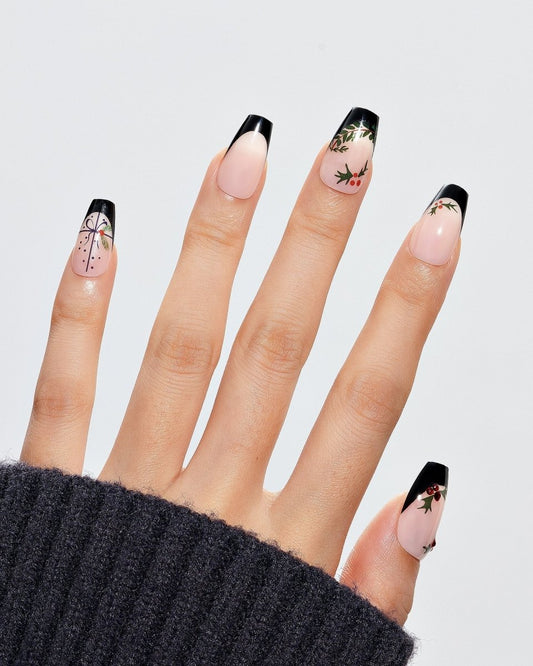 Holly Glam / Shrot Coffin — Handmade Nails - kosbling-kb-design-reference