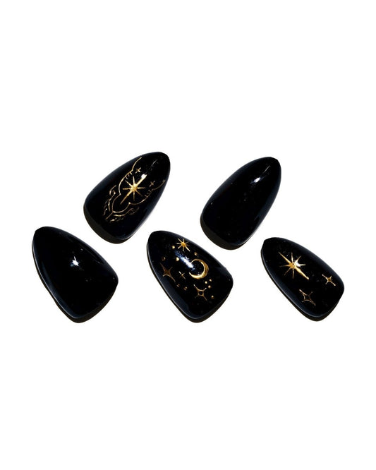 Moonstone Magic / Short Almond — Handmade Nails - kosbling-kb-design-reference