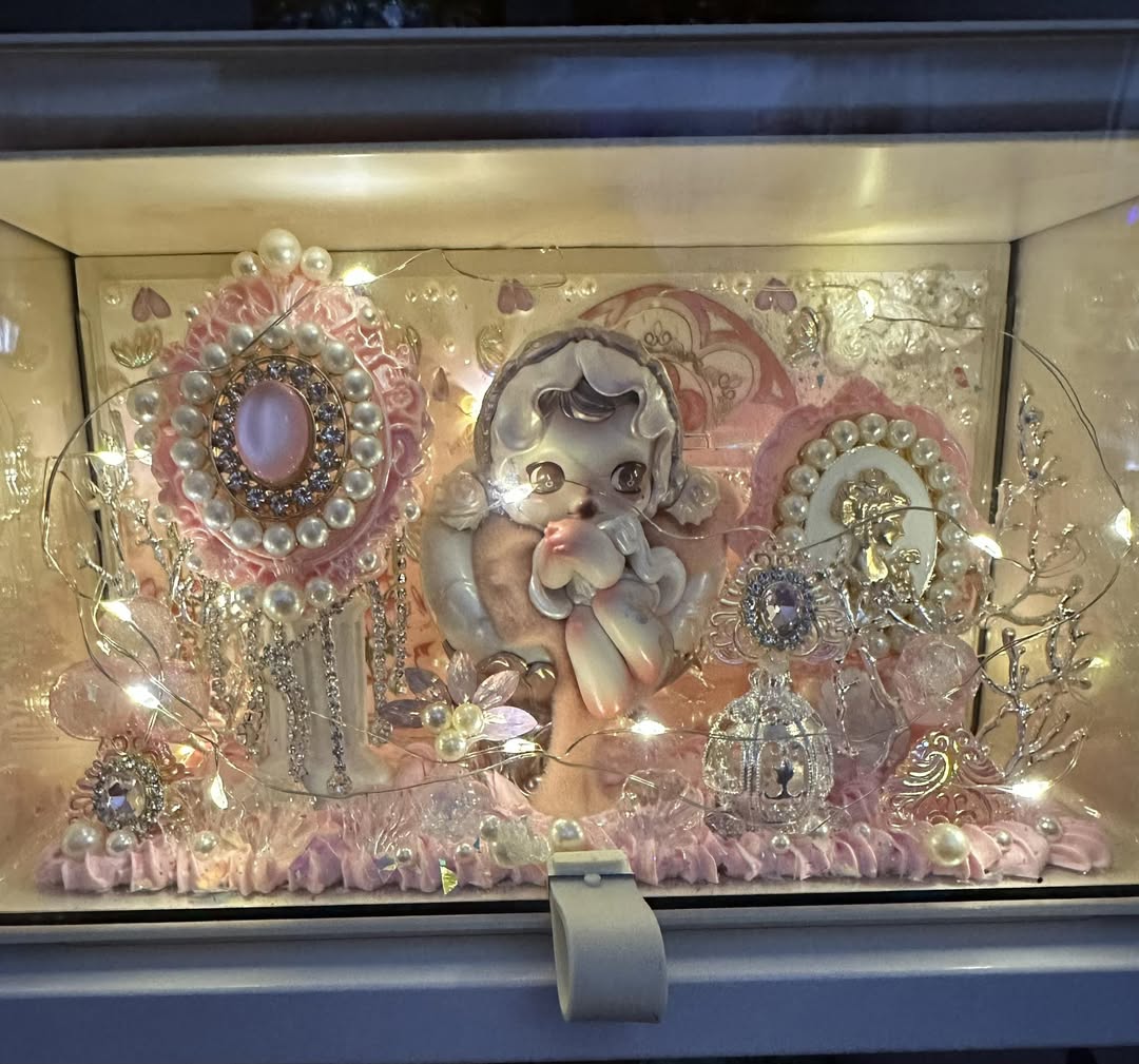 Fairy-light drawer